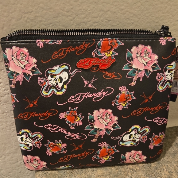 Ed Hardy Black and Pink Cosmetic Or Clutch Bag Nwt - Picture 2 of 3